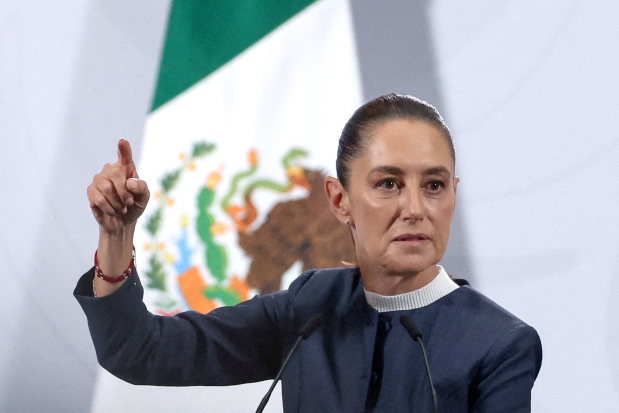 Mexico leader files complaint against man for groping